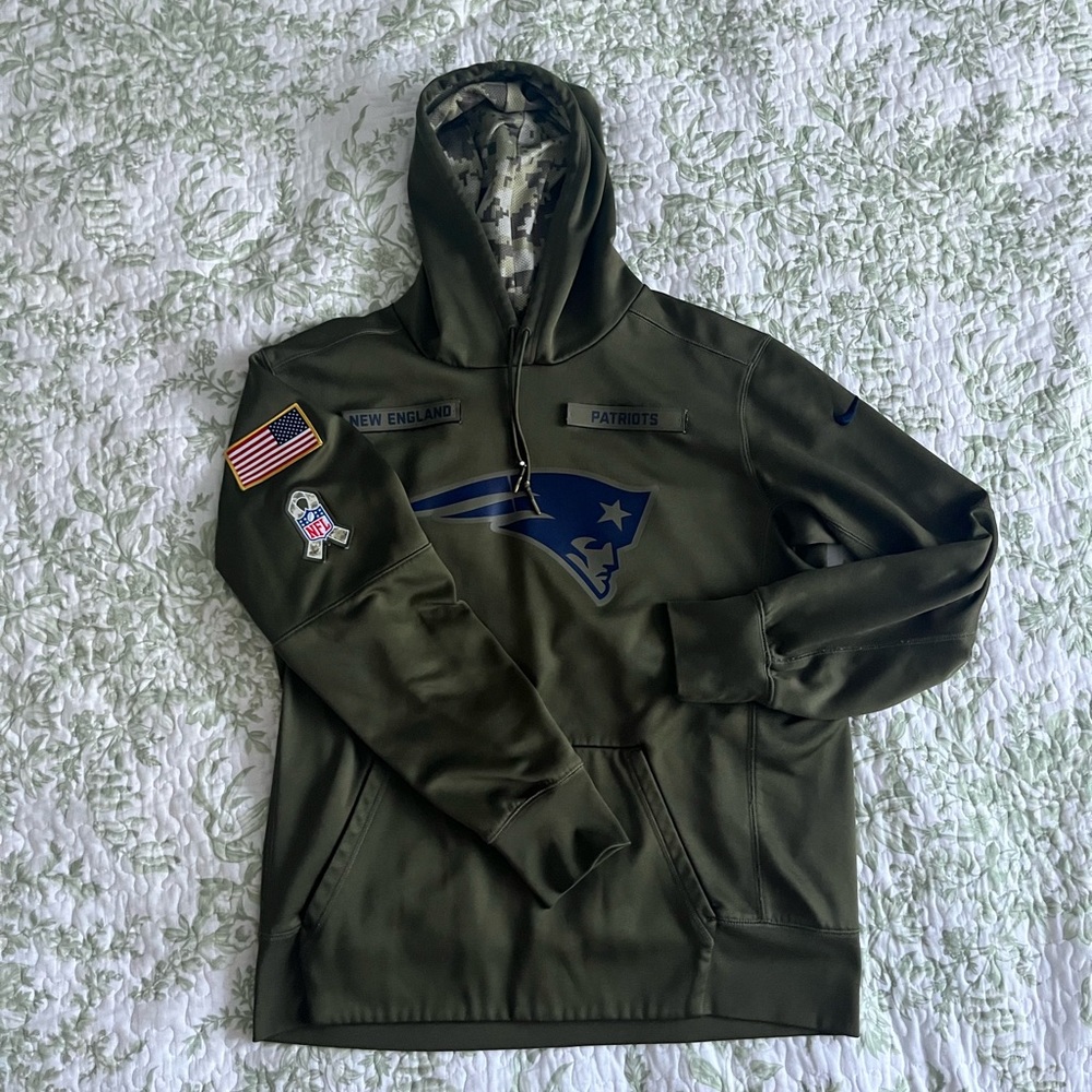 Official NFL Patriots Salute to Service Hoodie